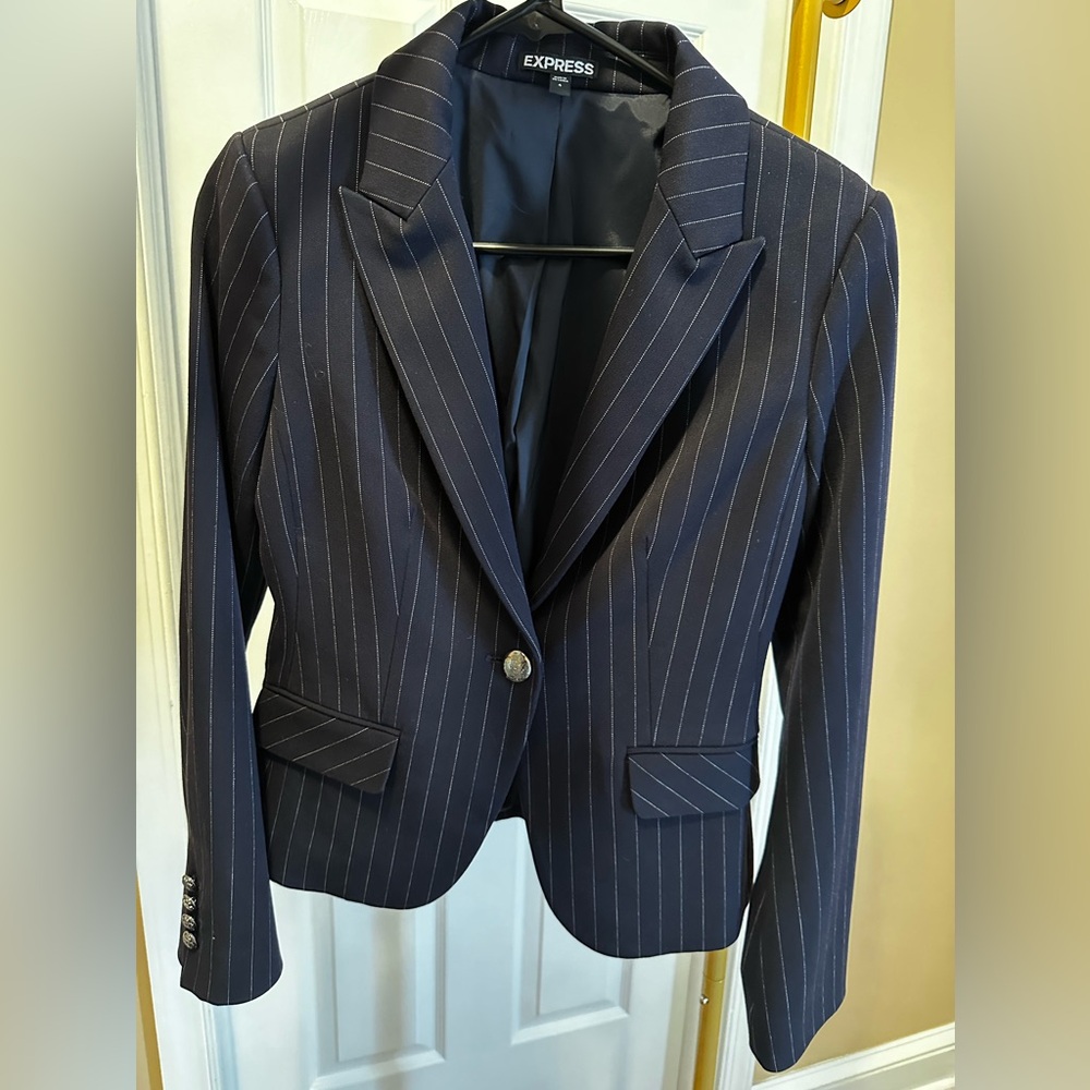 Express Womens Navy Blue, White Striped Suit Jacket Blazer w Button Detail Sz 4